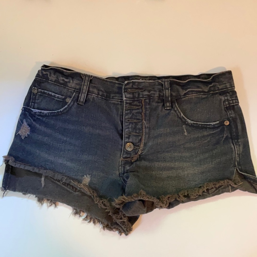 Women’s black free people shorts size 25